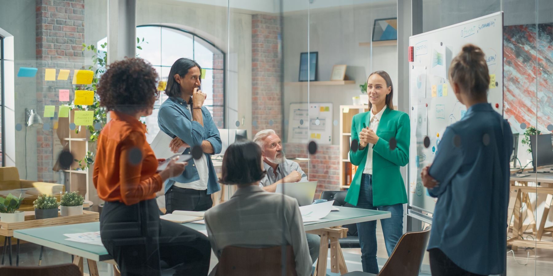 Effektive Meetings halten, sicher moderieren und mit einer erfolgreichen Präsentation bei den Kunden glänzen – Seminaranbieter mit TOP-Bewertungen