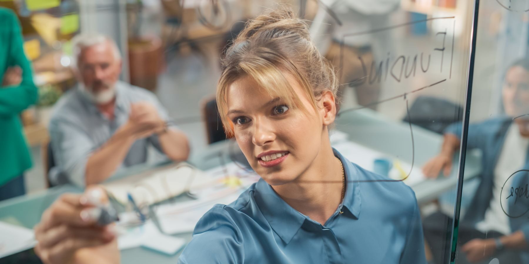 Digitale und telefonische Kommunikation bei der Kundenbetreuung meistern – Sichere Seminartermine für Kundenservicekurse